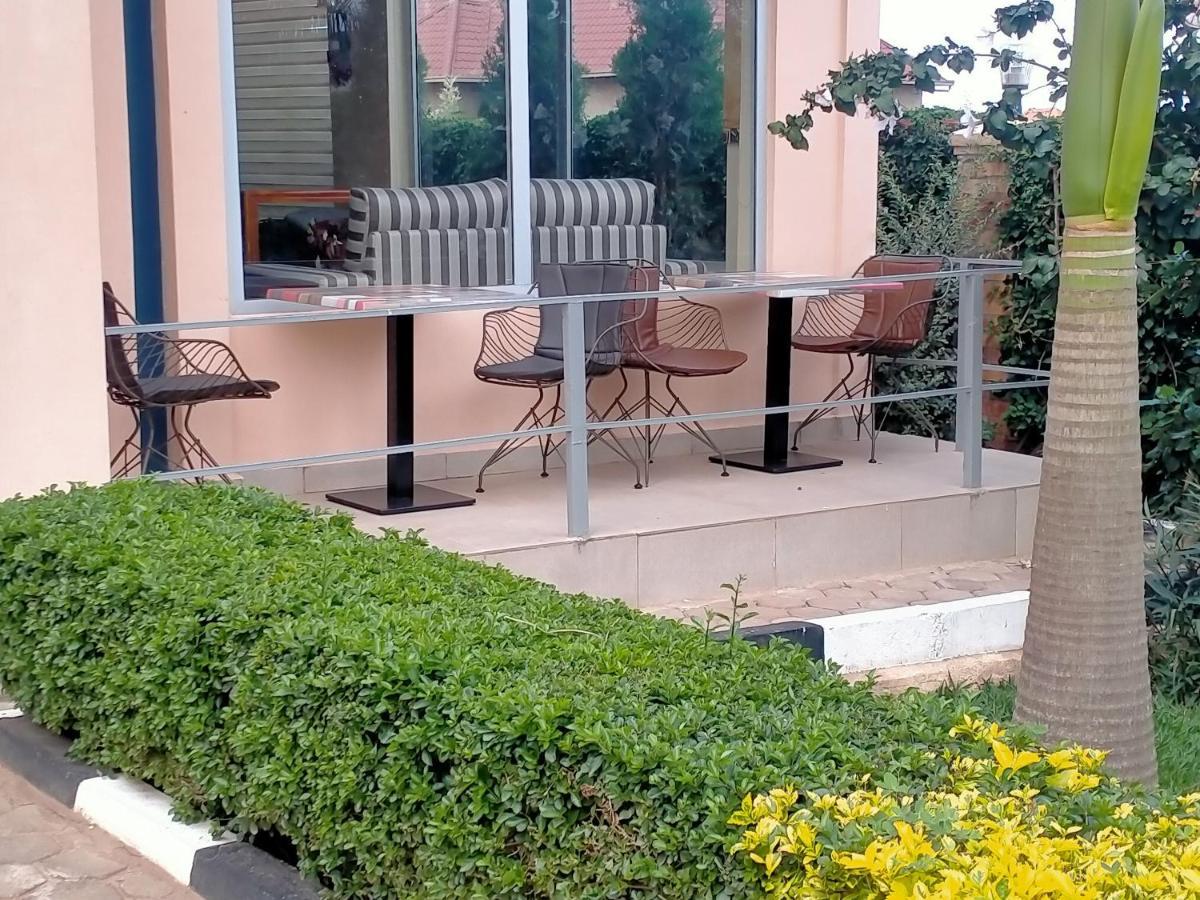 Ikaze B&B Kigali Exterior foto